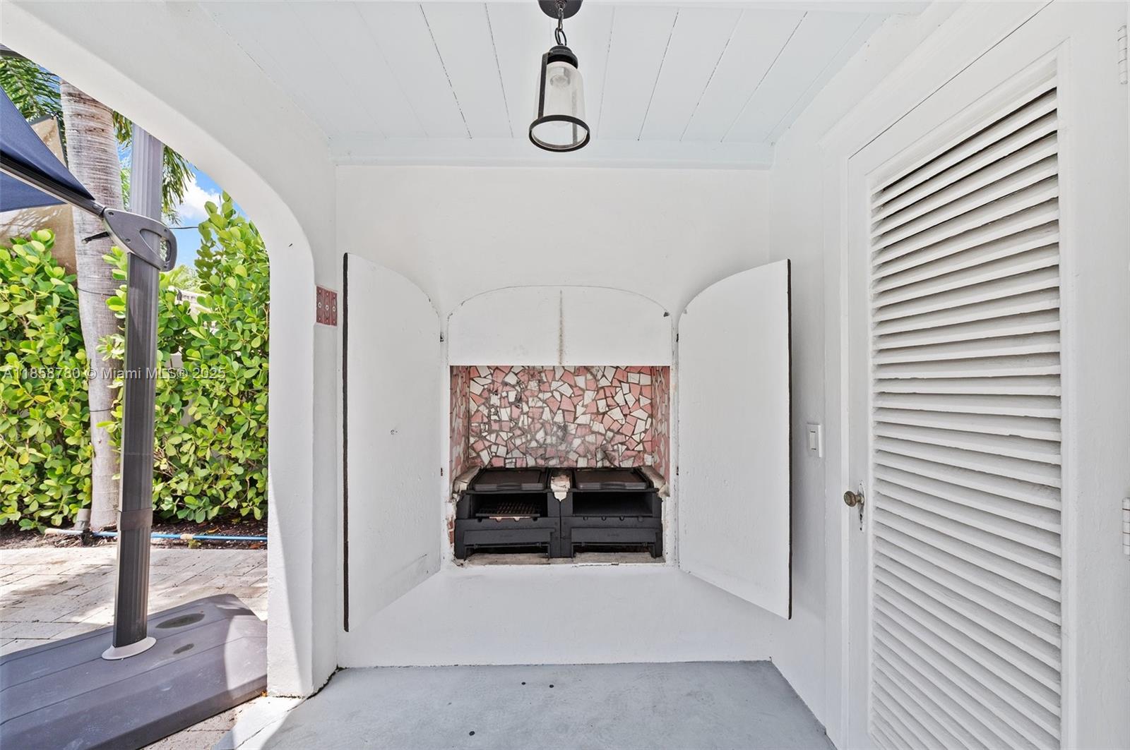   /  3443 sq. ft. $ 2025-08-14 0 Photo