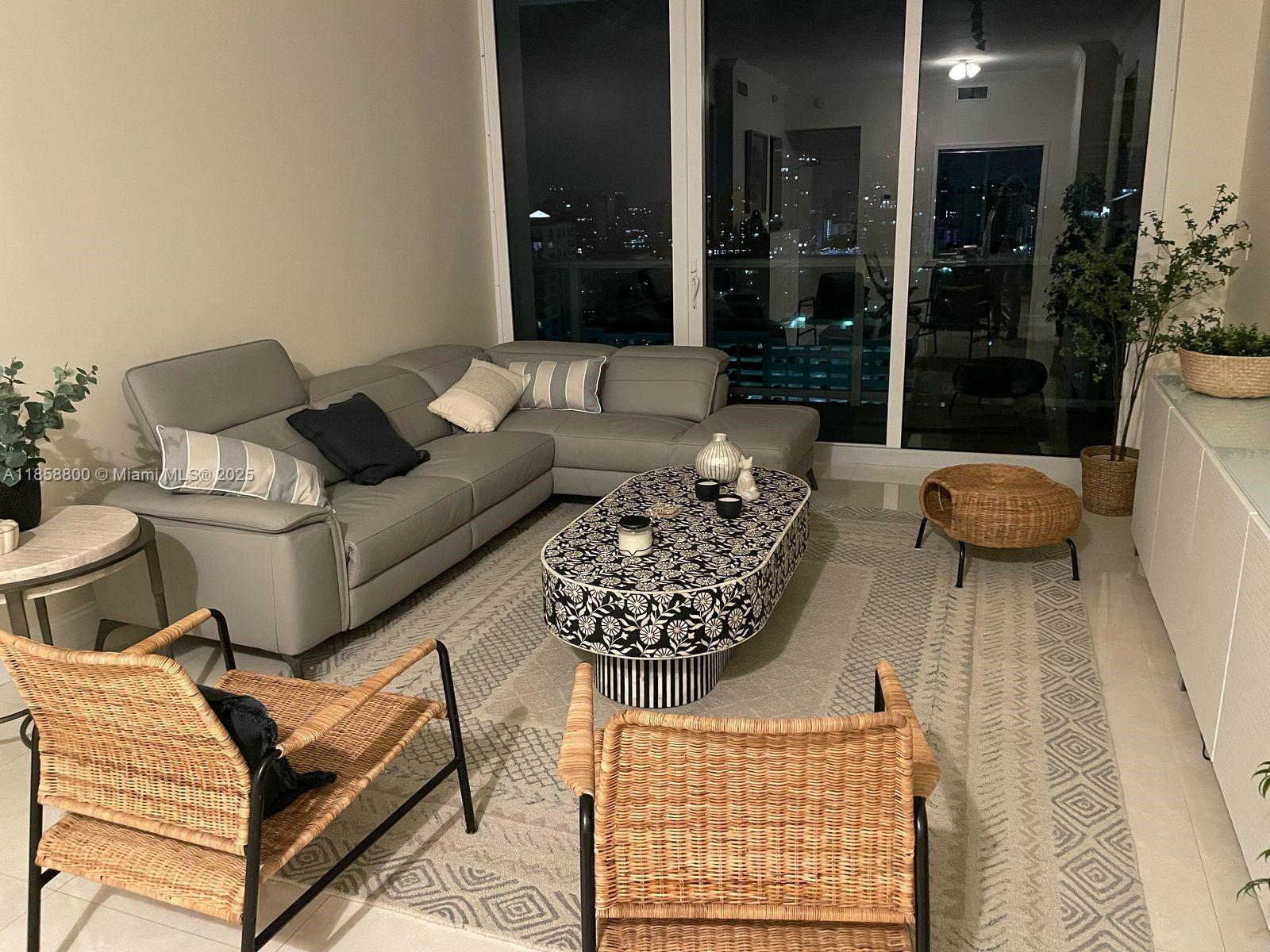 PH29 2 / 2 1331 sq. ft. $ 2025-08-15 0 Photo