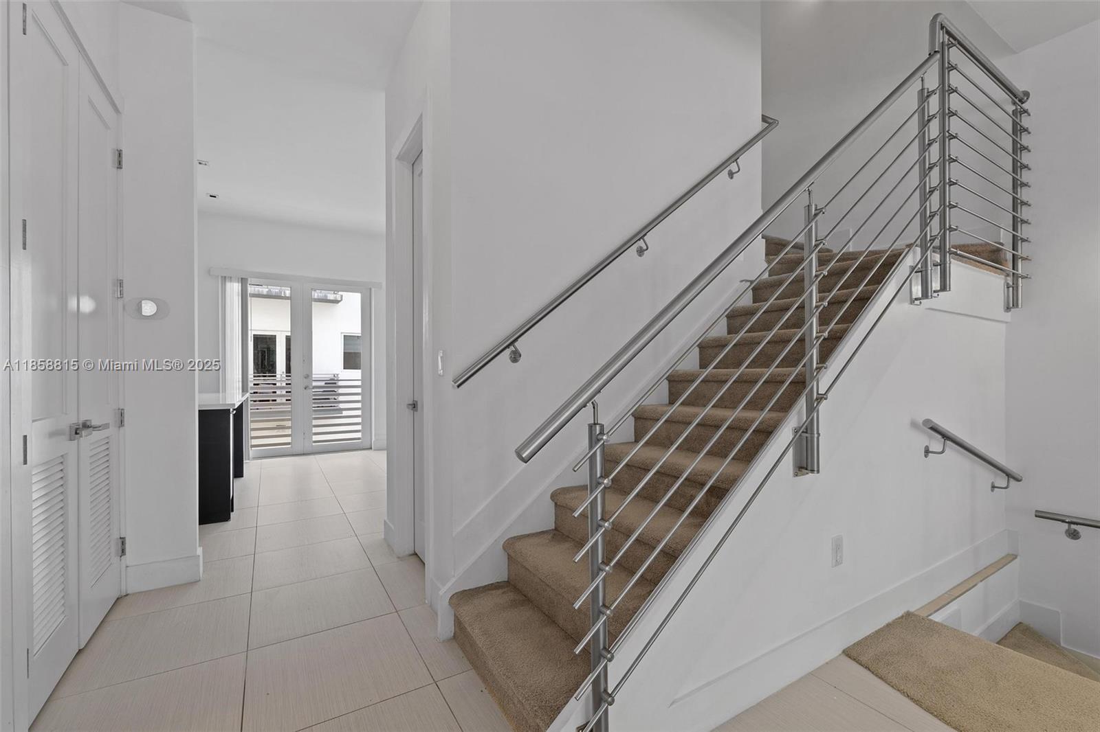 9161 4 / 4 2408 sq. ft. $ 2025-08-14 0 foto