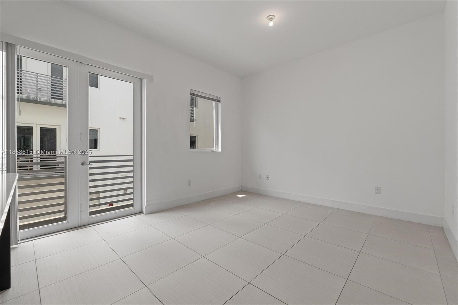 9161 4 / 4 2408 sq. ft. $ 2025-08-14 0 foto