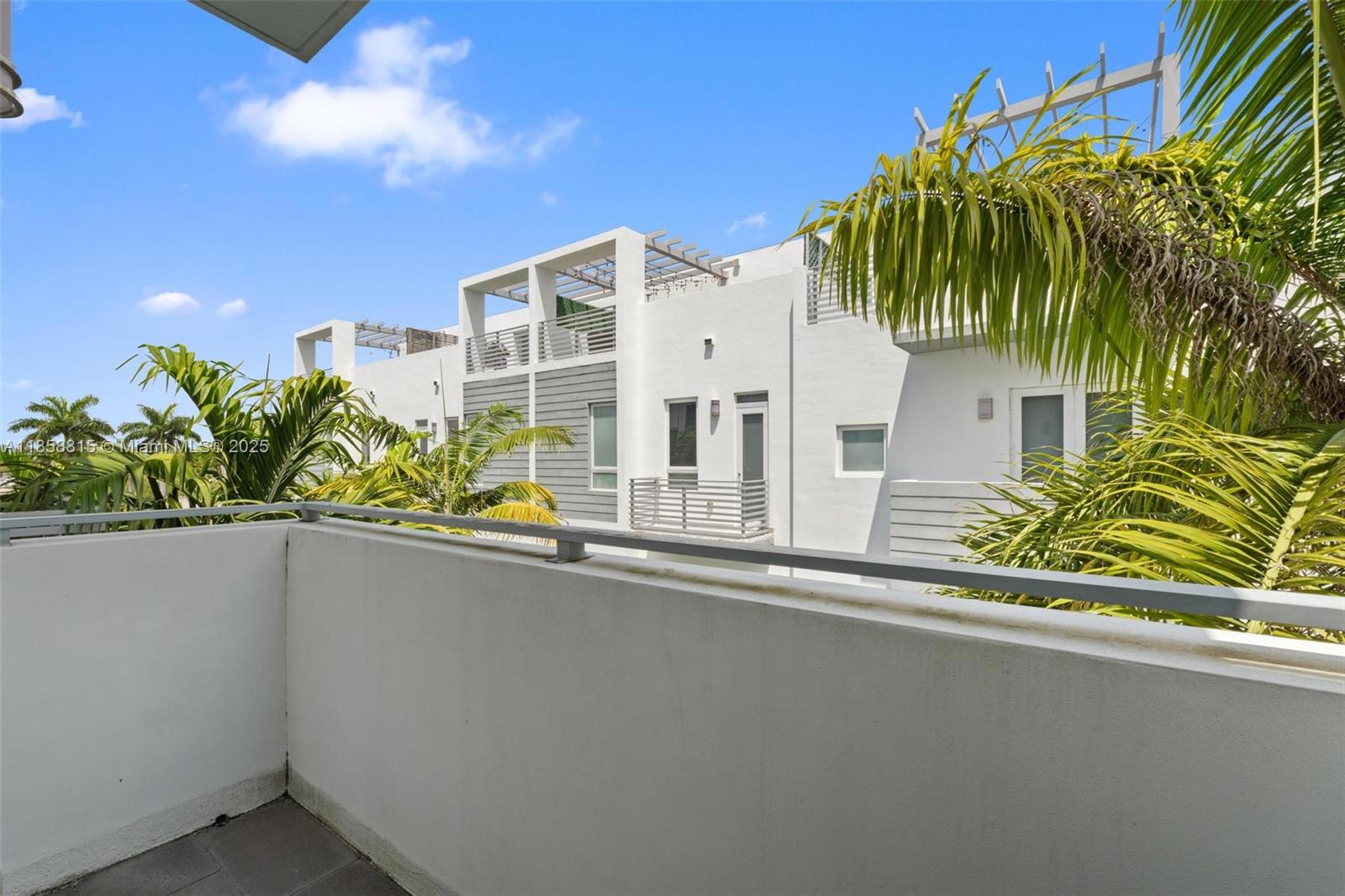 9161 4 / 4 2408 sq. ft. $ 2025-08-14 0 foto