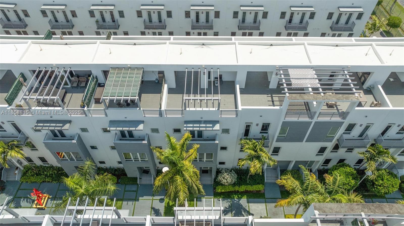 9161 4 / 4 2408 sq. ft. $ 2025-08-14 0 foto