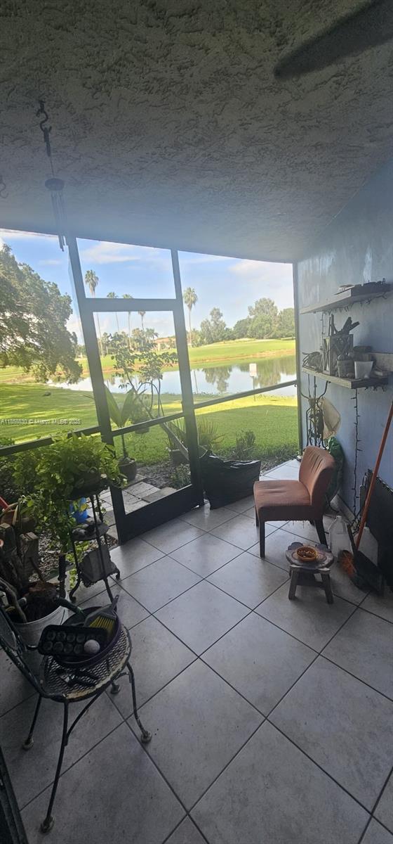 101 2 / 3 1235 sq. ft. $ 2025-08-14 0 Photo