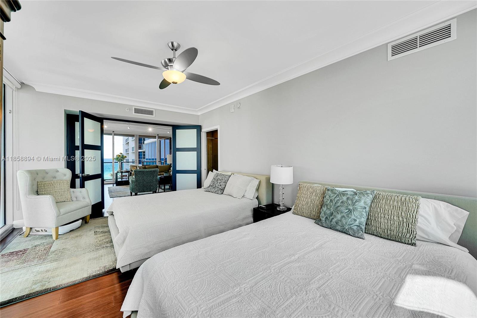 Photo of 3101 Ocean Dr  #701, Hollywood, Florida, 33019 - 