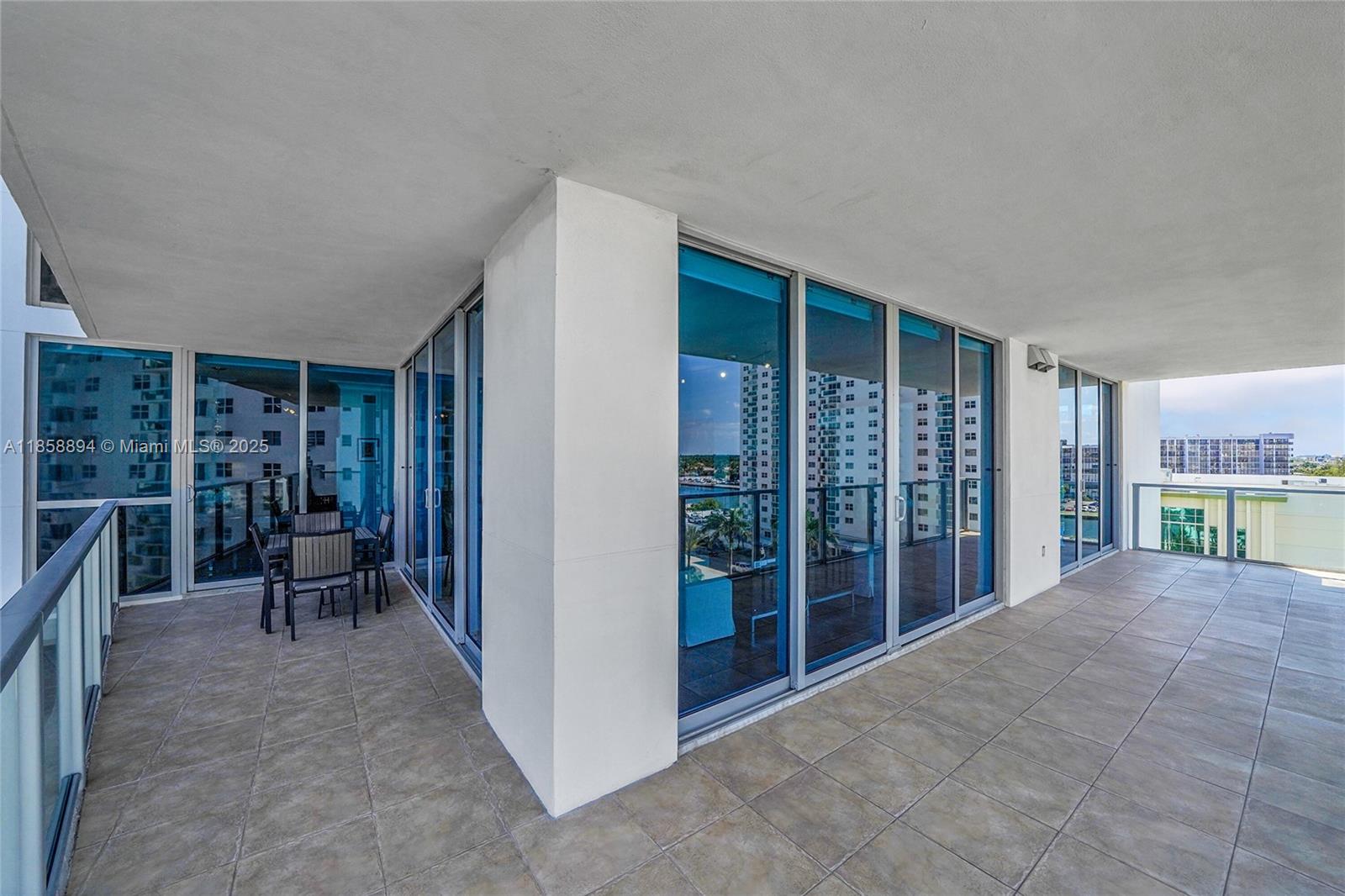 Photo of 3101 Ocean Dr  #701, Hollywood, Florida, 33019 - 