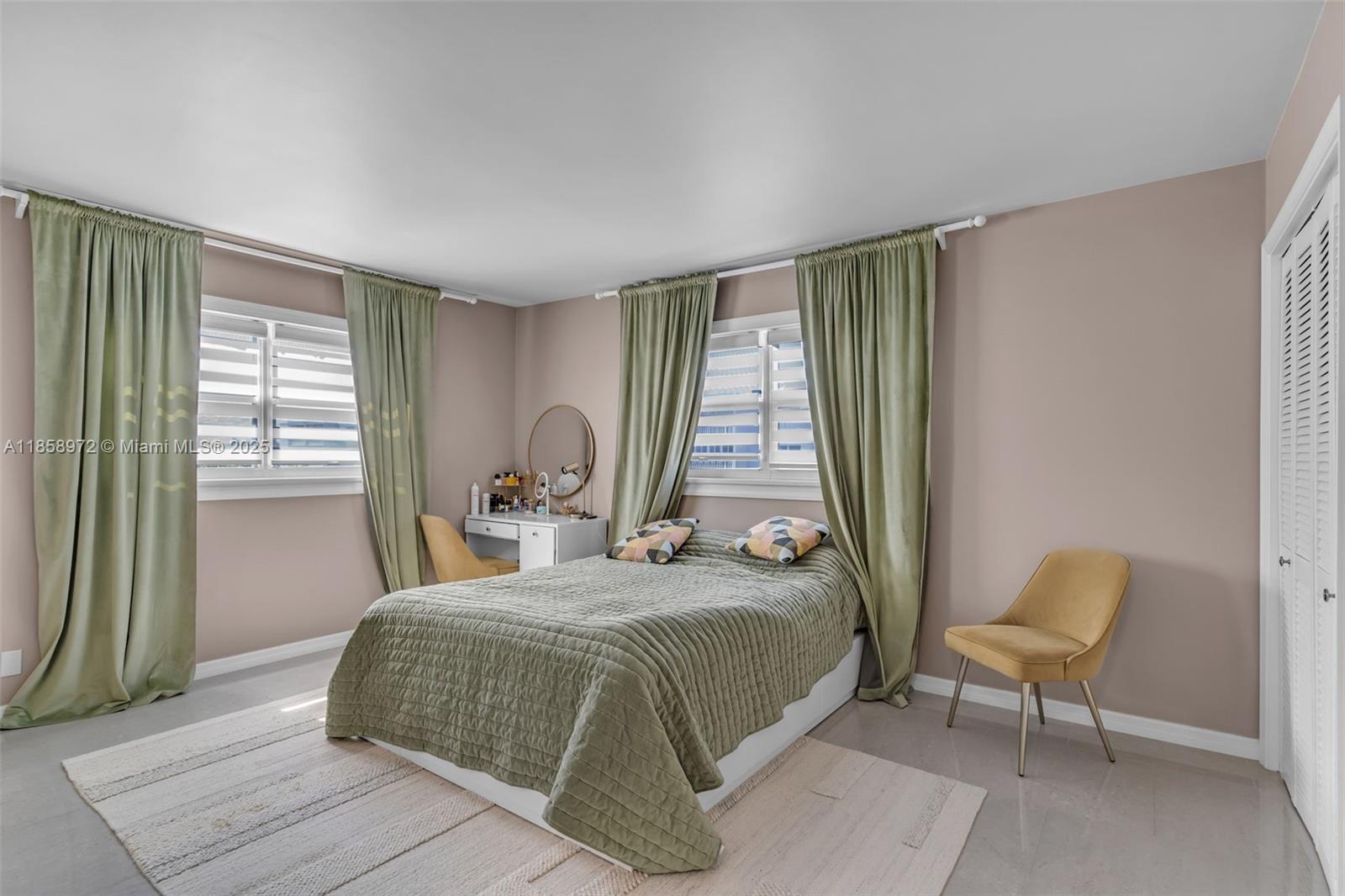 Photo of 301 14th Ave #601, Hallandale Beach, Florida, 33009 -