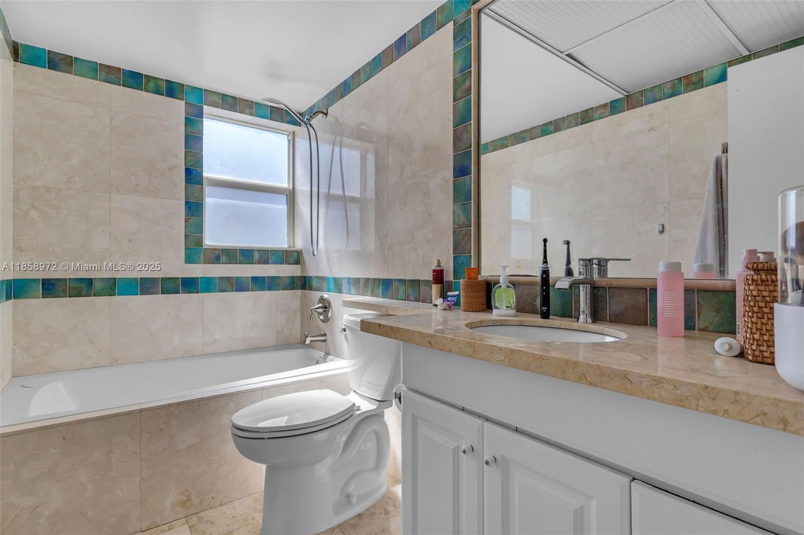 Photo of 301 14th Ave #601, Hallandale Beach, Florida, 33009 -