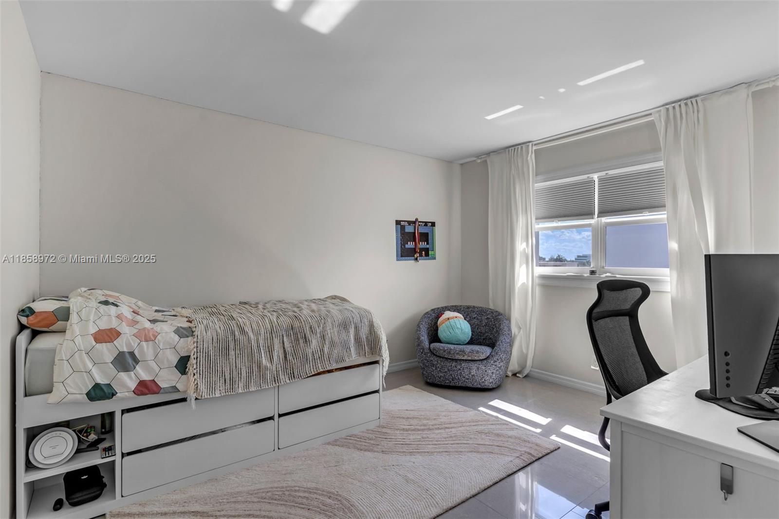 Photo of 301 14th Ave #601, Hallandale Beach, Florida, 33009 -