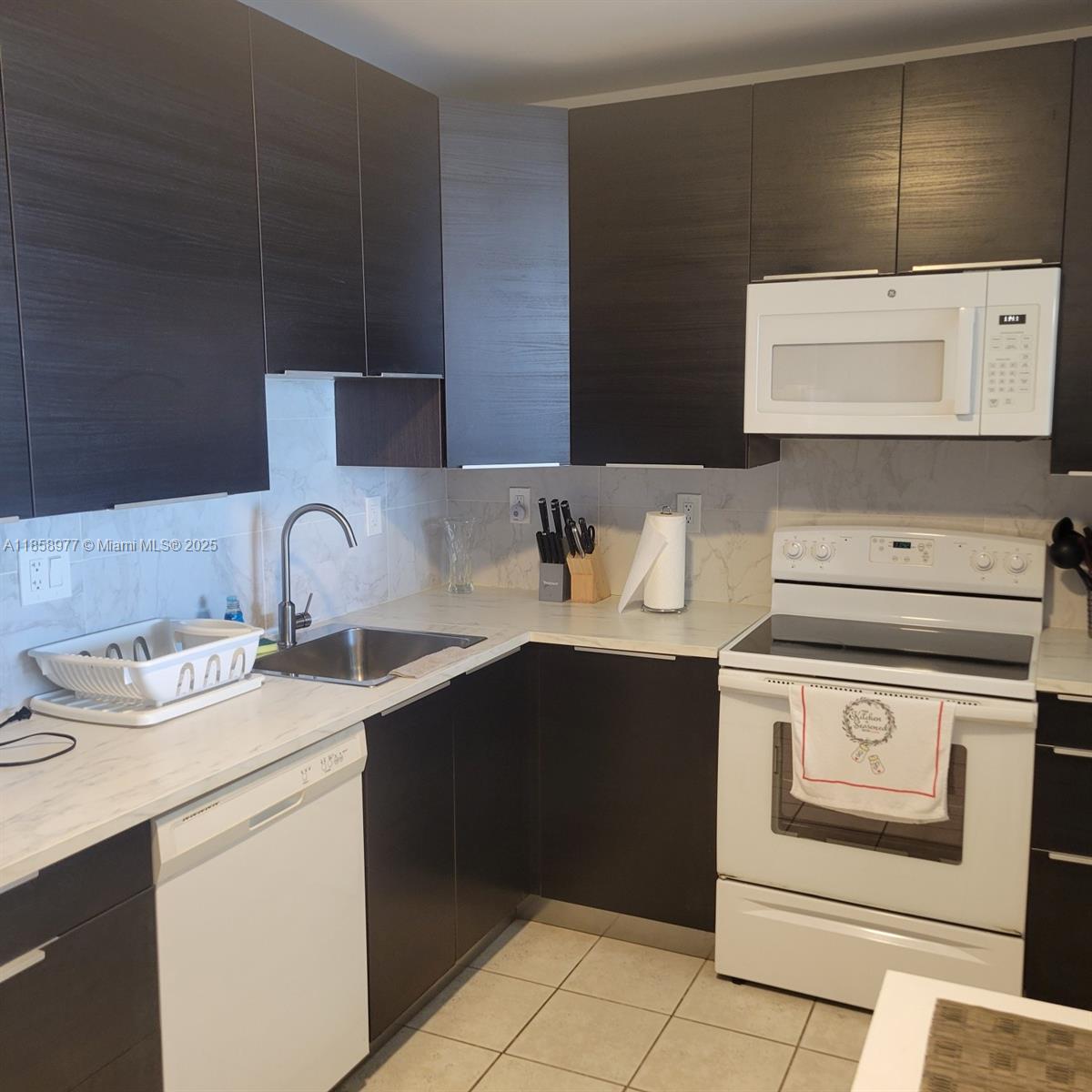 Photo of 19370 Collins Ave  #1420, Sunny Isles Beach, Florida, 33160 - 
