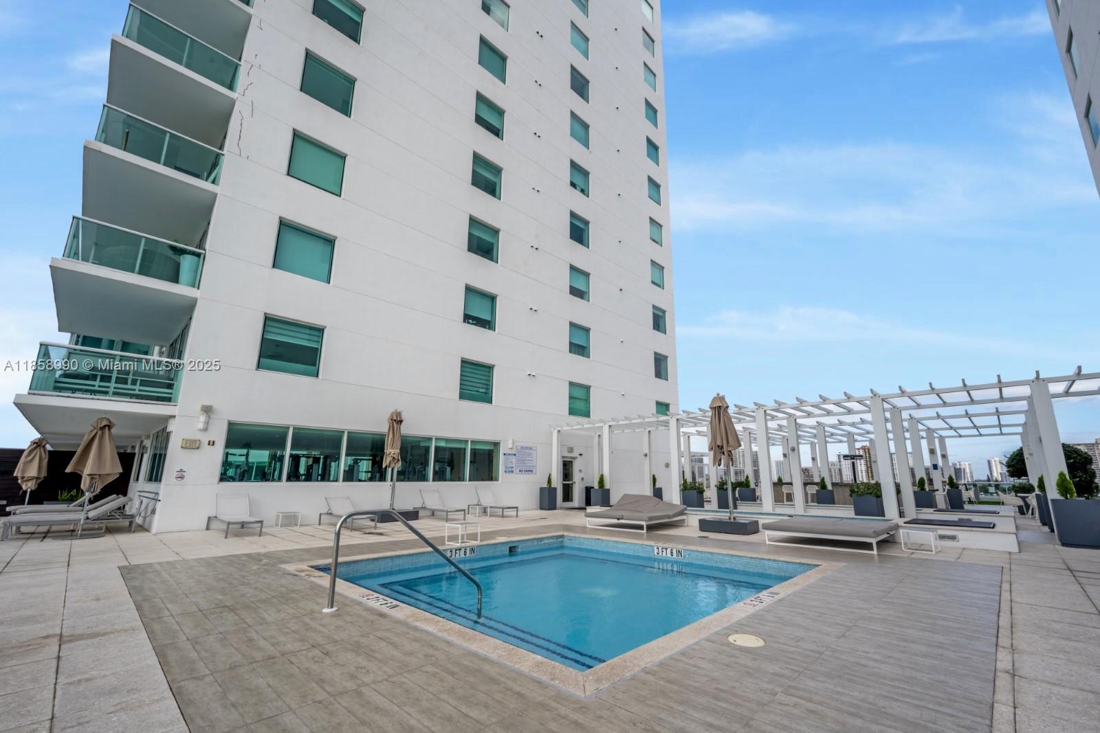 Photo of 400 Sunny Isles Blvd  #908, Sunny Isles Beach, Florida, 33160 - 