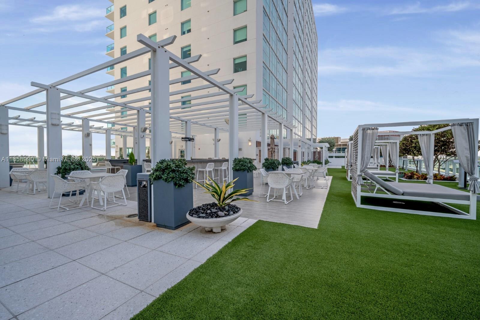Photo of 400 Sunny Isles Blvd  #908, Sunny Isles Beach, Florida, 33160 - 