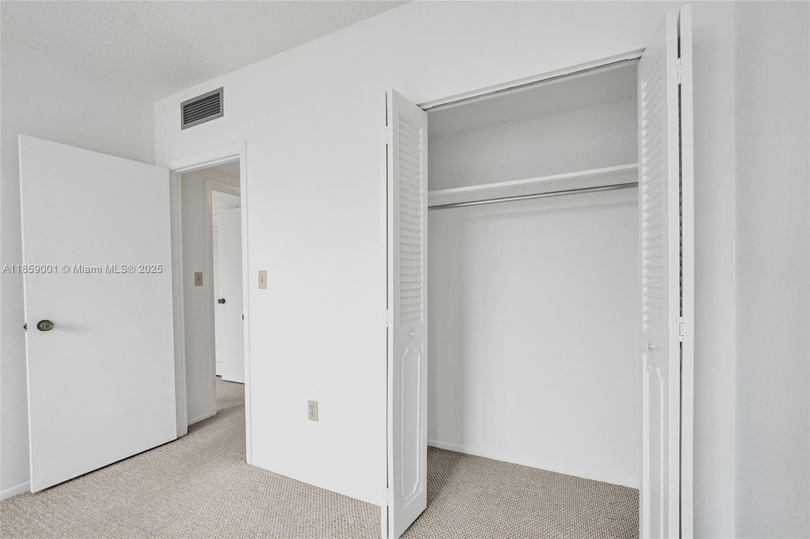 7K 2 / 2 1171 sq. ft. $ 2025-08-14 0 Photo