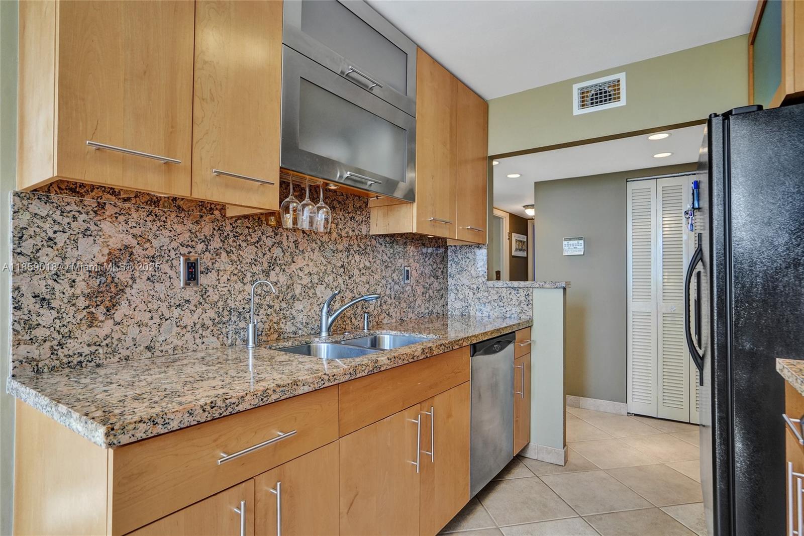 Photo of 1833 Ocean Dr  #1402, Hallandale Beach, Florida, 33009 - 