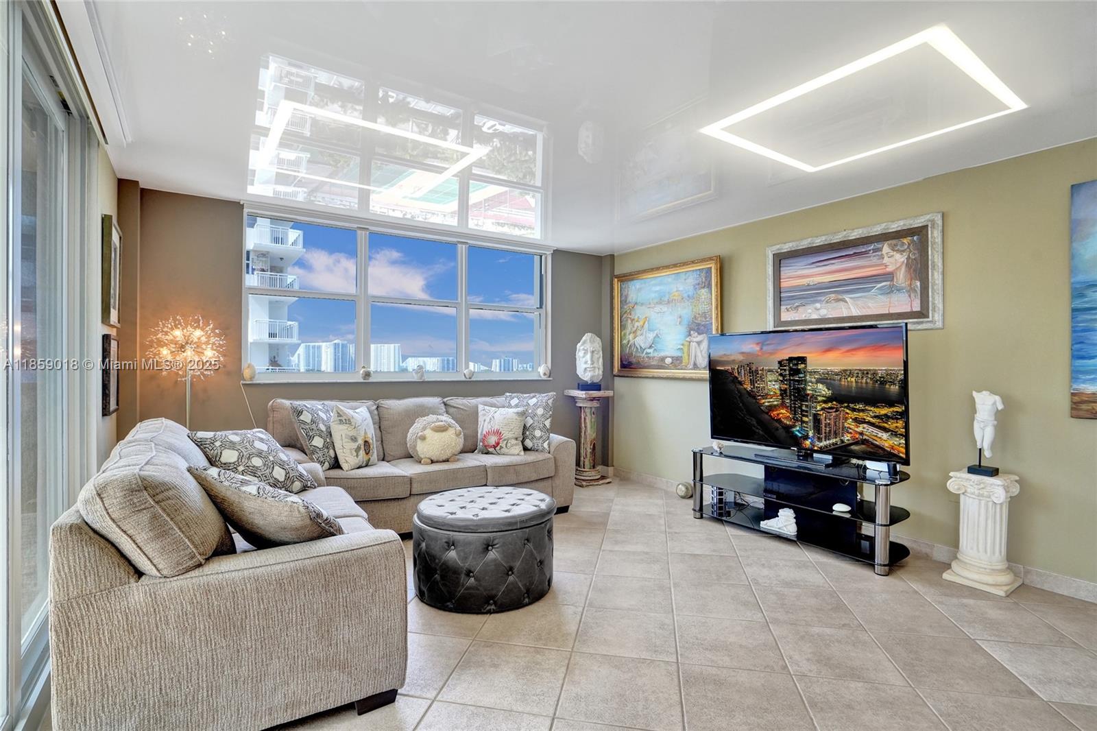 Photo of 1833 Ocean Dr #1402, Hallandale Beach, Florida, 33009 -