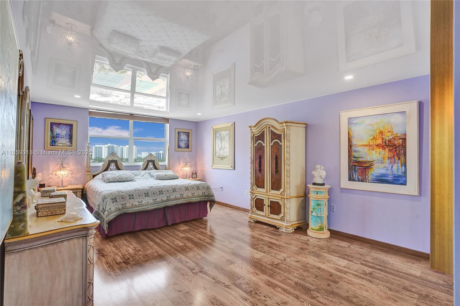 Photo of 1833 Ocean Dr  #1402, Hallandale Beach, Florida, 33009 - 