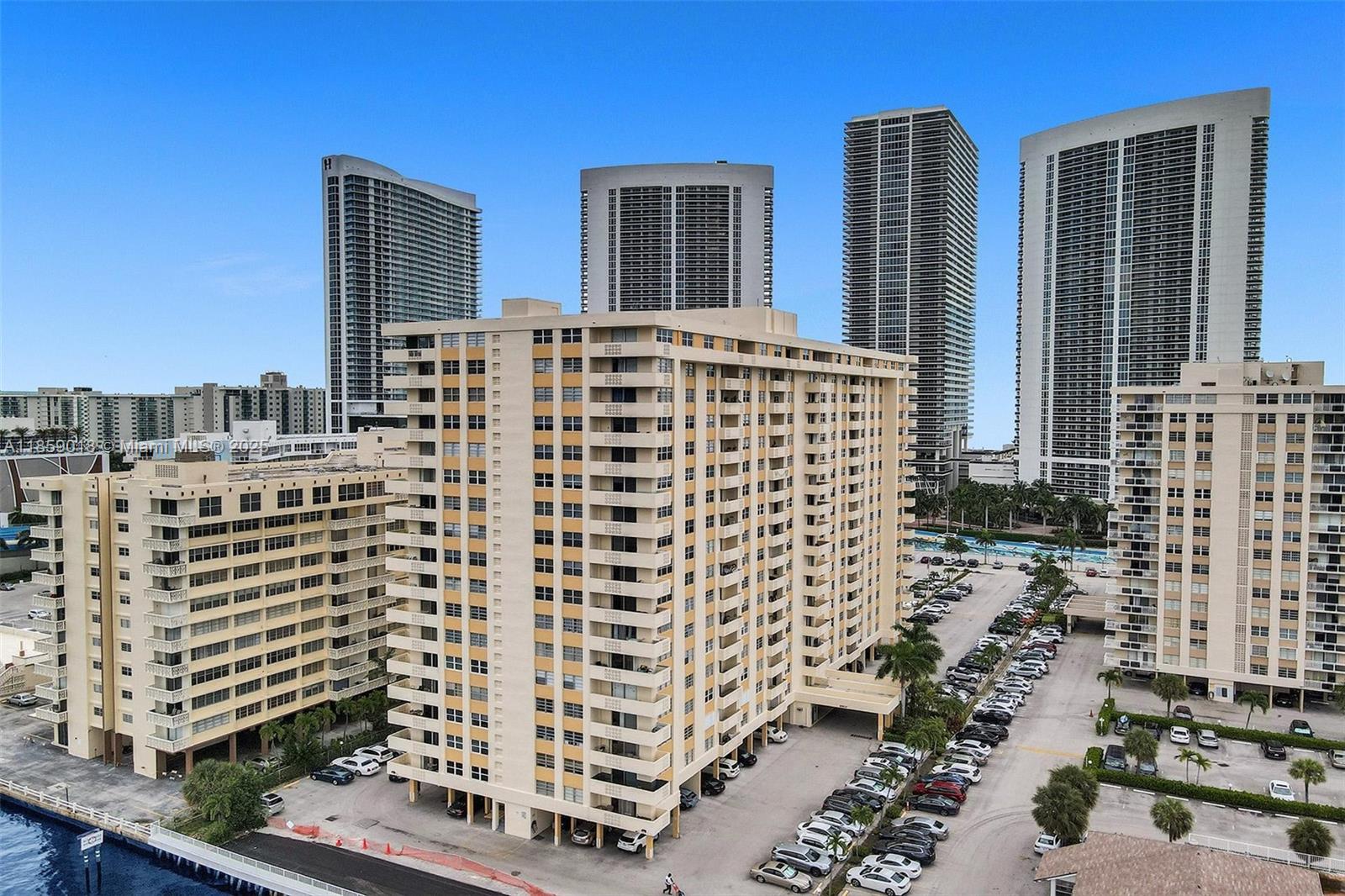 Photo of 1833 Ocean Dr  #1402, Hallandale Beach, Florida, 33009 - 