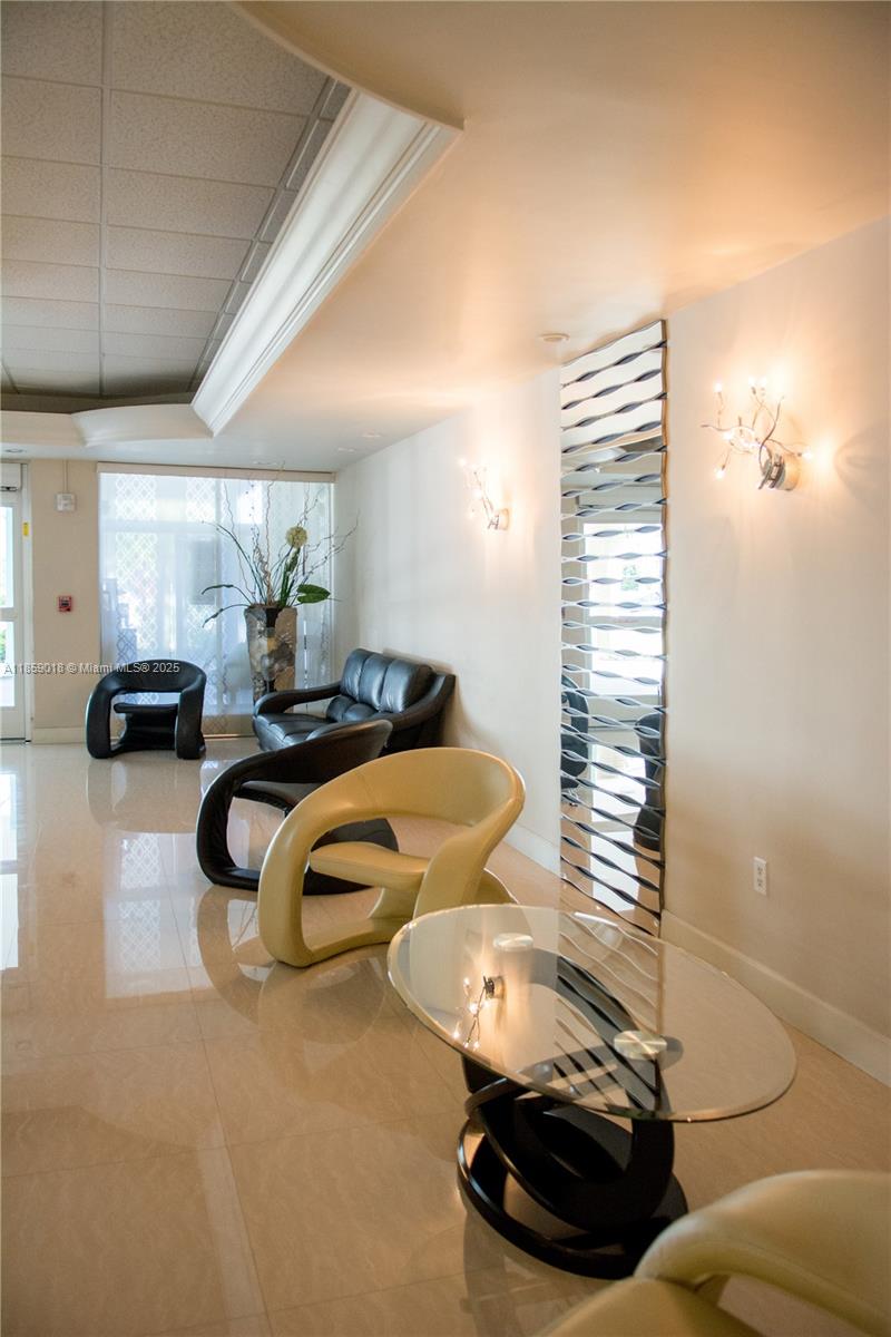Photo of 1833 Ocean Dr  #1402, Hallandale Beach, Florida, 33009 - 