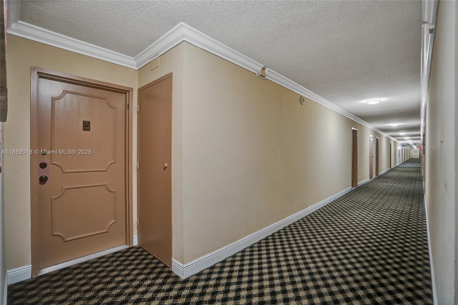 Photo of 1833 Ocean Dr  #1402, Hallandale Beach, Florida, 33009 - 