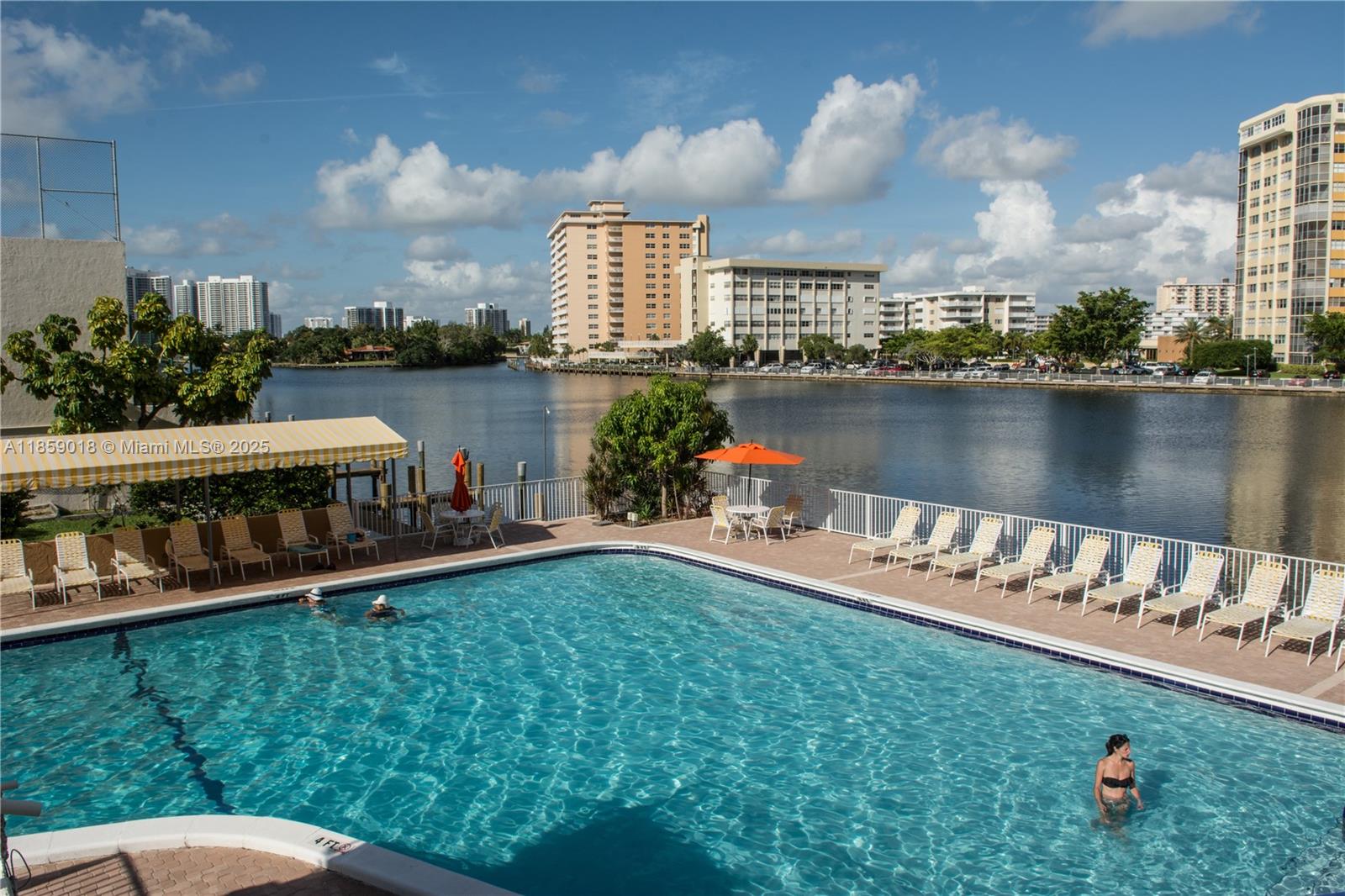 Photo of 1833 Ocean Dr  #1402, Hallandale Beach, Florida, 33009 - 
