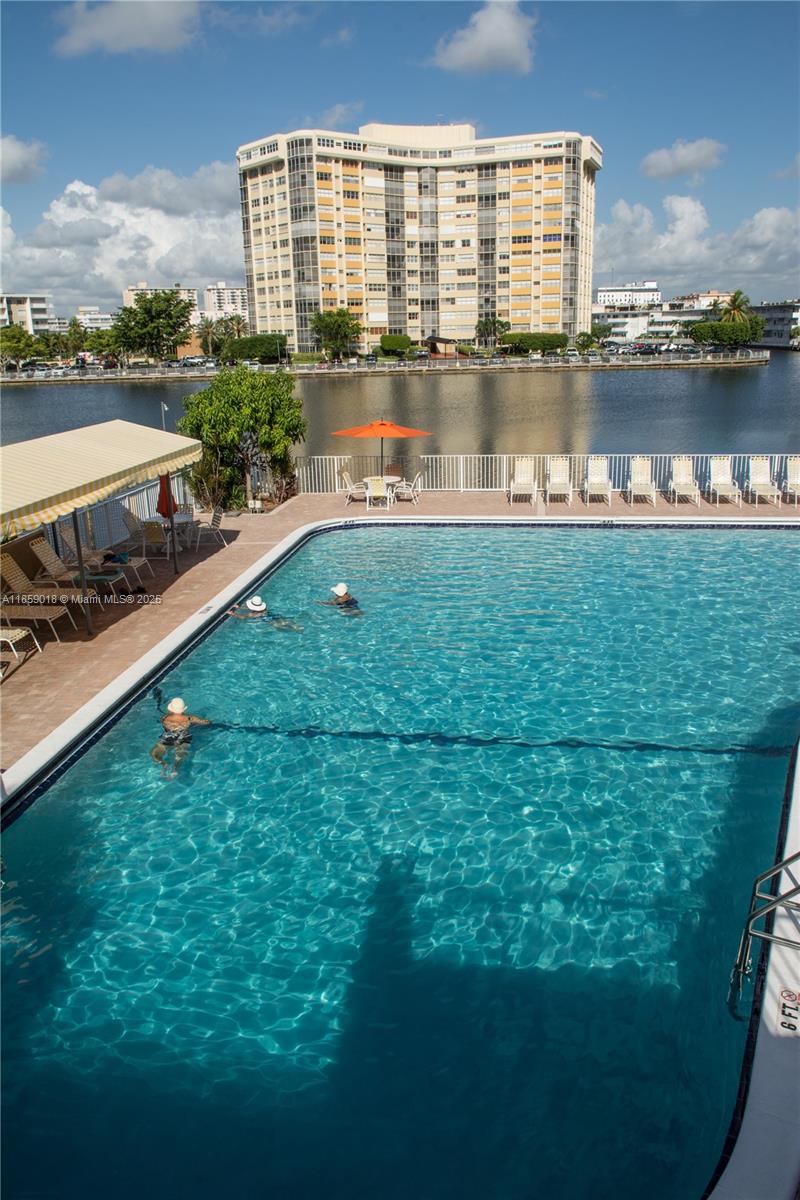 Photo of 1833 Ocean Dr  #1402, Hallandale Beach, Florida, 33009 - 