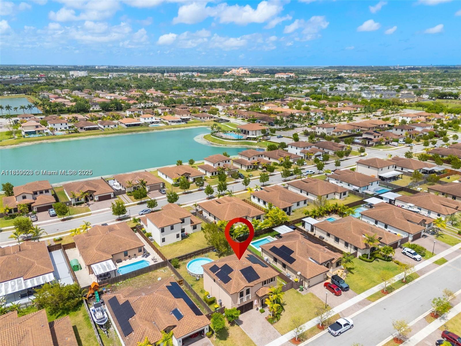 2553 4 / 3 2720 sq. ft. $ 2025-08-14 0 foto