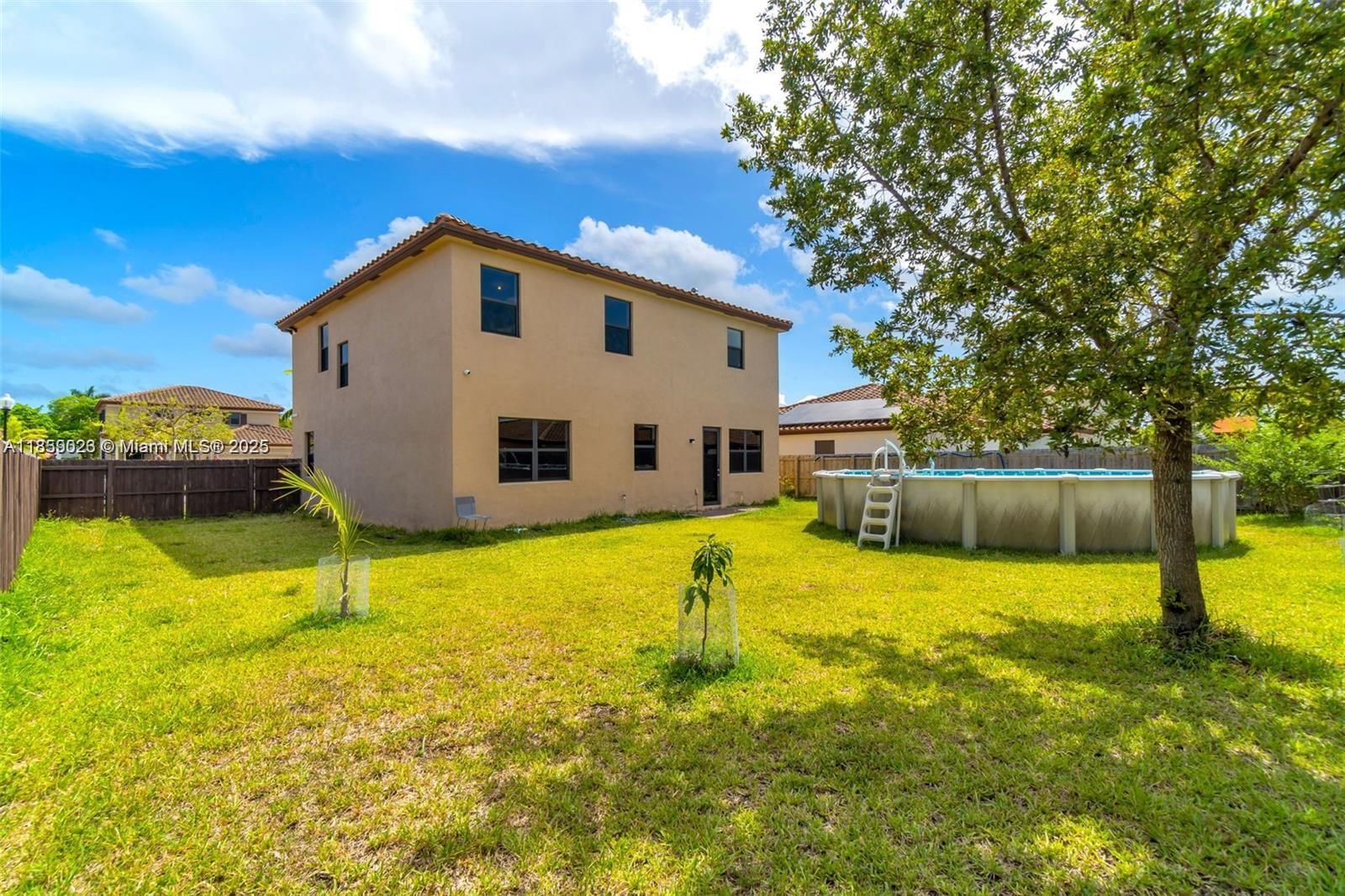 2553 4 / 3 2720 sq. ft. $ 2025-08-14 0 foto