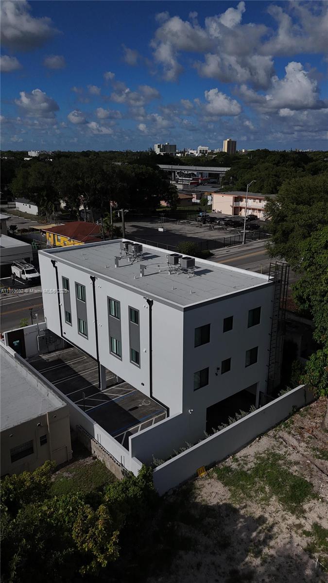 See details / 0 sq. ft. $ 2025-08-14 0 Photo