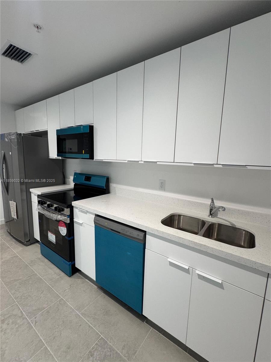 See details / 0 sq. ft. $ 2025-08-14 0 Photo