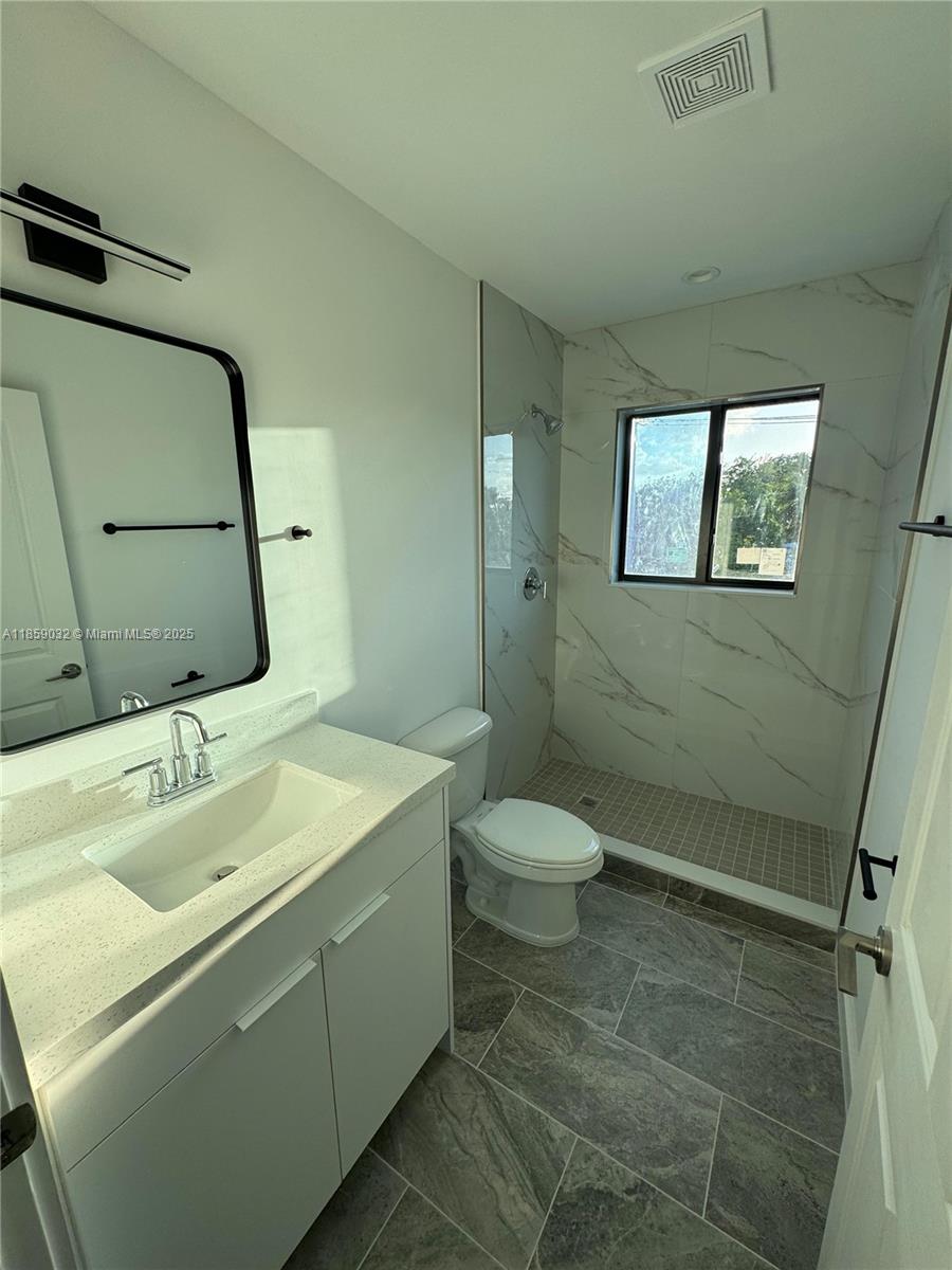 See details / 0 sq. ft. $ 2025-08-14 0 Photo
