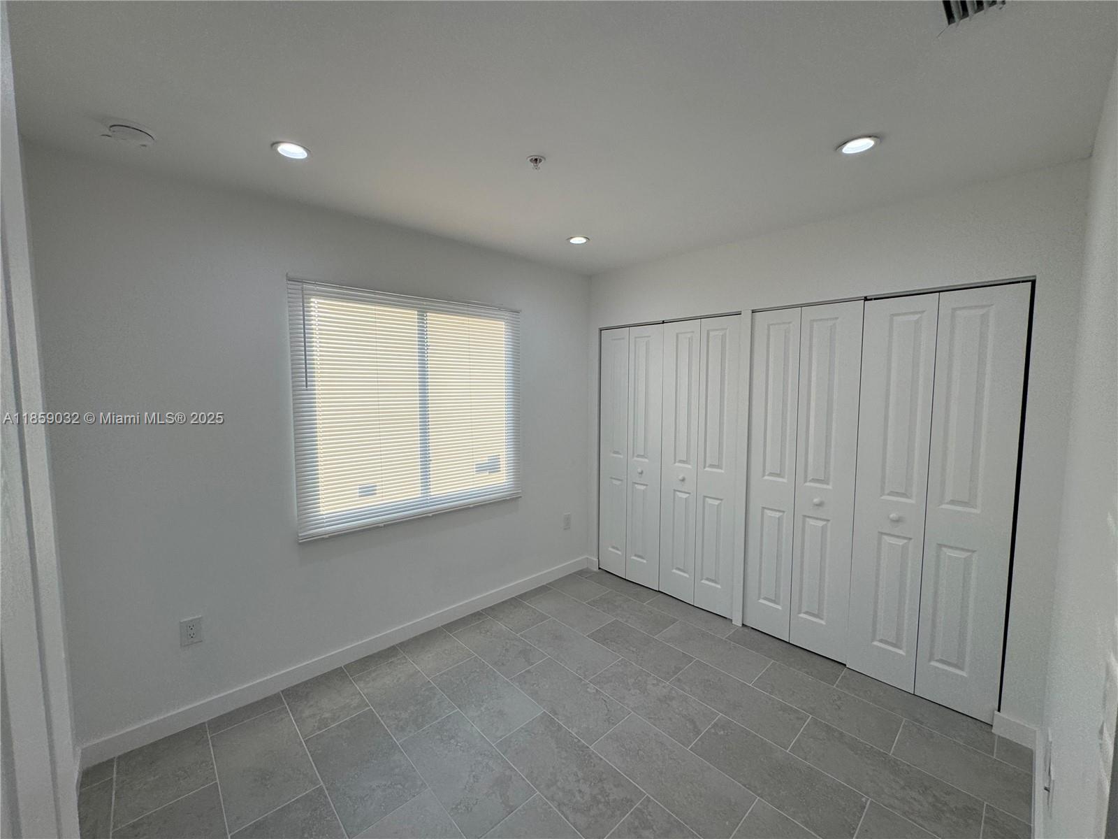 See details / 0 sq. ft. $ 2025-08-14 0 Photo