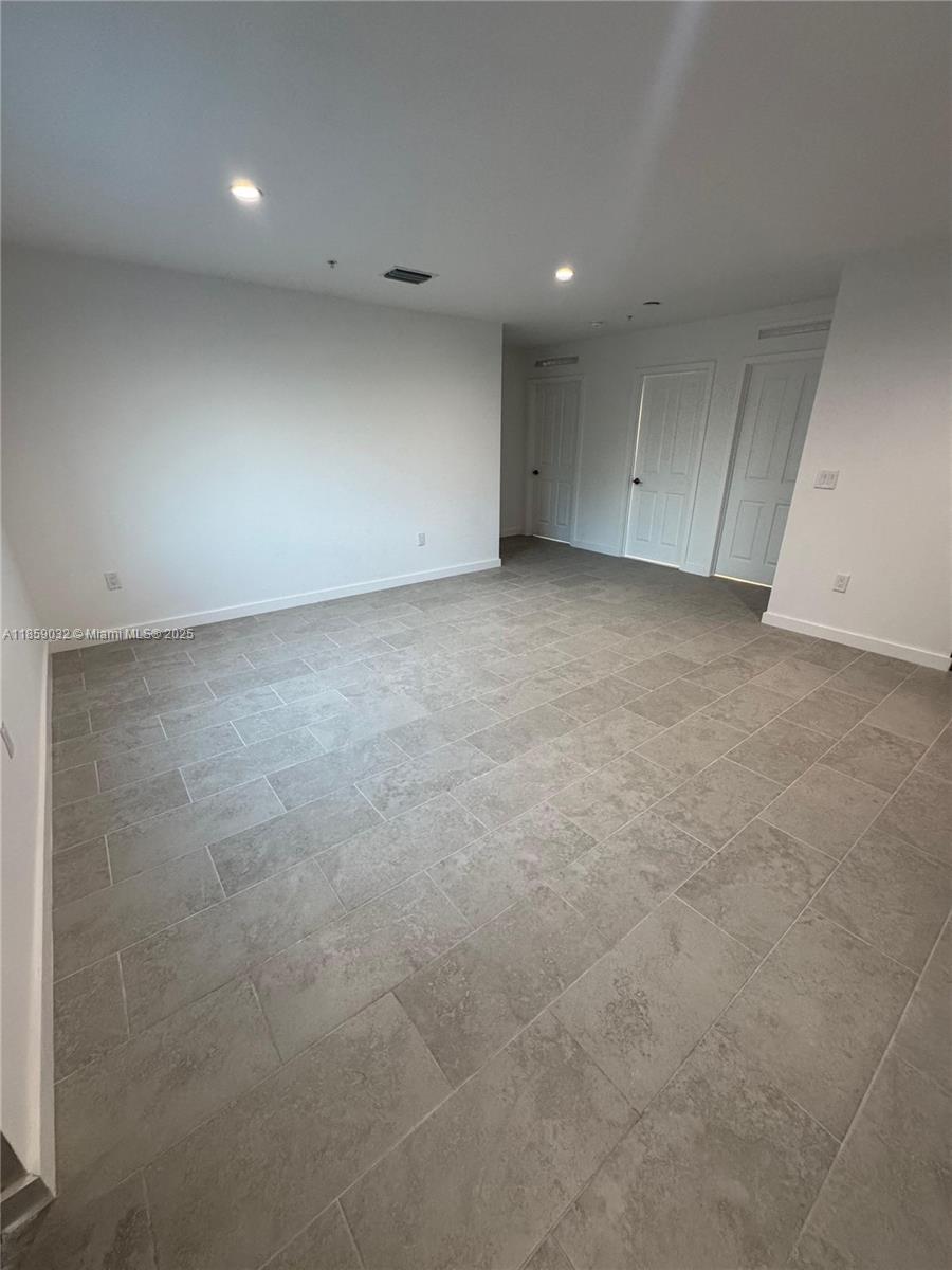 See details / 0 sq. ft. $ 2025-08-14 0 Photo