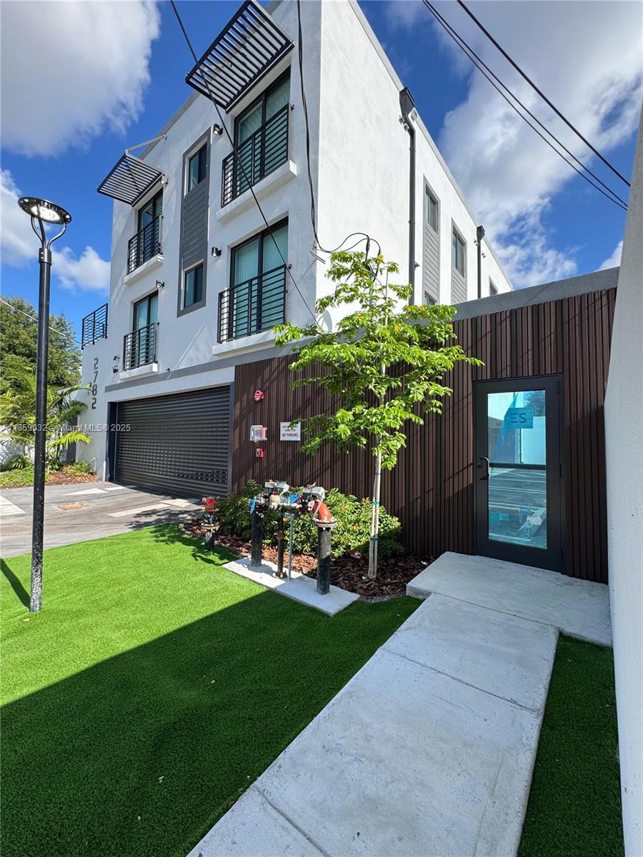 See details / 0 sq. ft. $ 2025-08-14 0 Photo