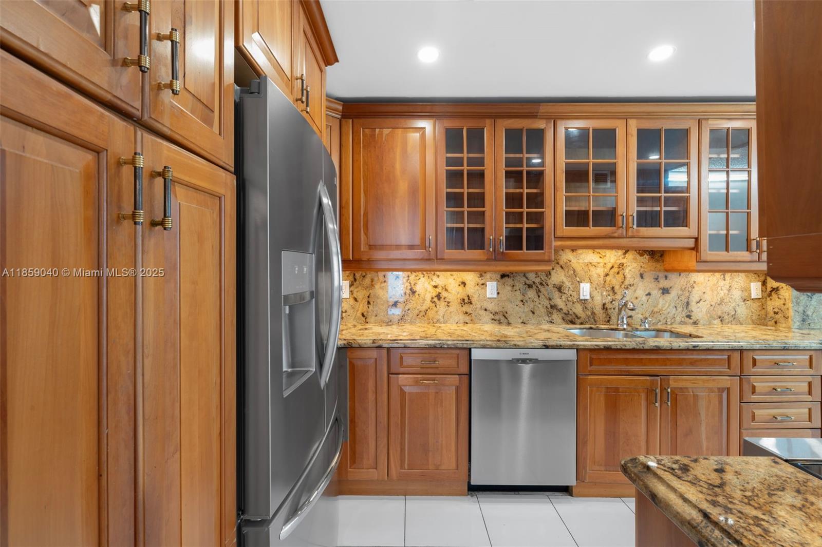 Photo of 2301 Ocean Dr  #1503, Hollywood, Florida, 33019 - 