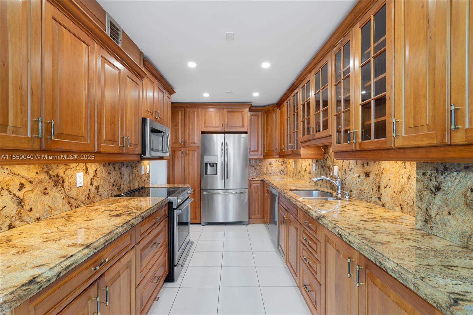 Photo of 2301 Ocean Dr  #1503, Hollywood, Florida, 33019 - 