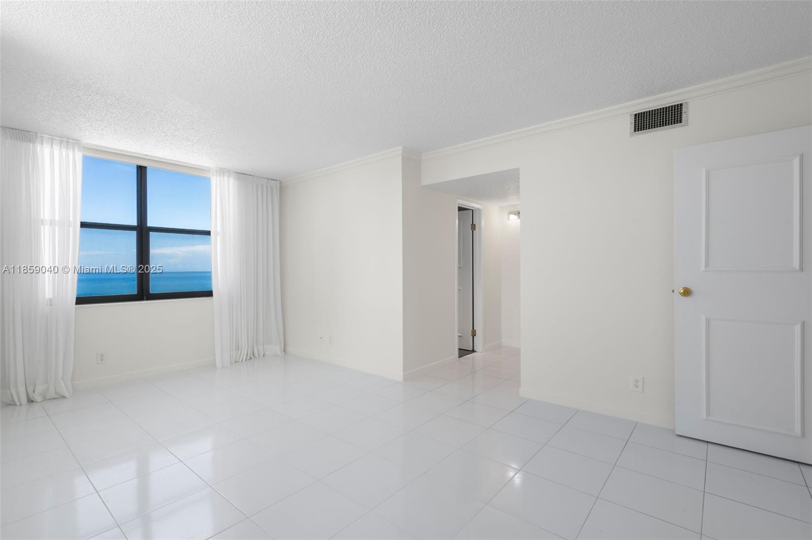 Photo of 2301 Ocean Dr  #1503, Hollywood, Florida, 33019 - 
