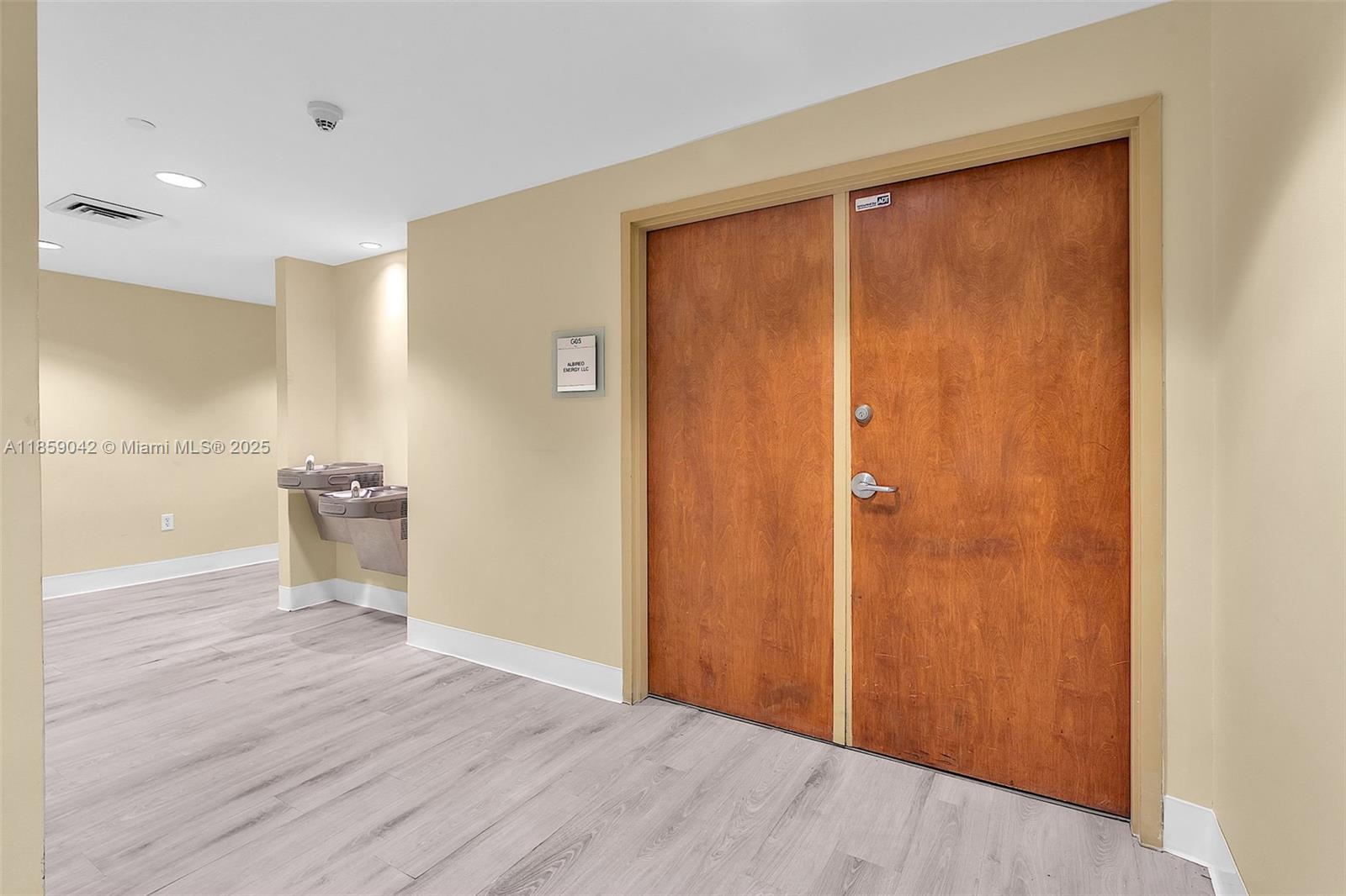 Ver detalles G05 / sq. ft. $ 2025-08-14 0 foto