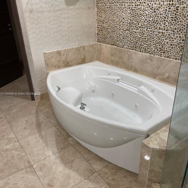 Photo of 20201 Country Club Dr  #704, Aventura, Florida, 33180 - 