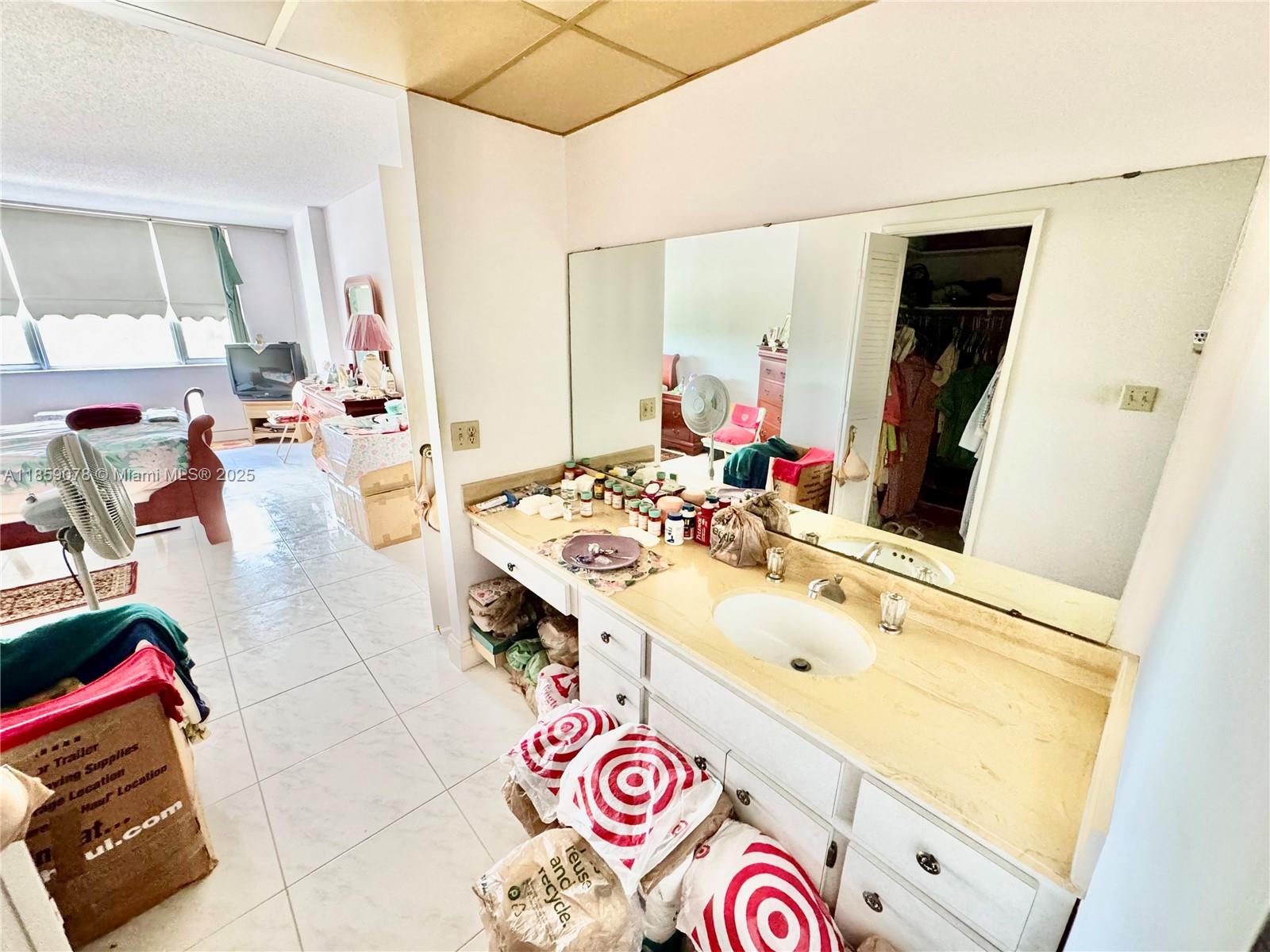 520C 2 / 2 1284 sq. ft. $ 2025-08-14 0 Photo
