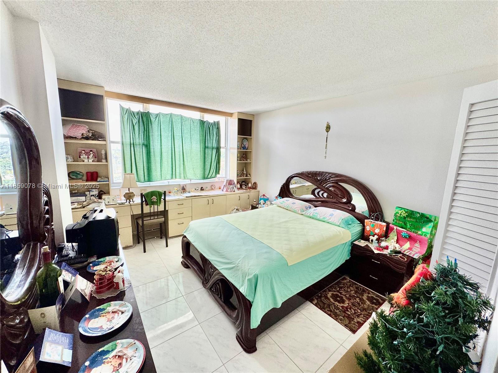 520C 2 / 2 1284 sq. ft. $ 2025-08-14 0 Photo