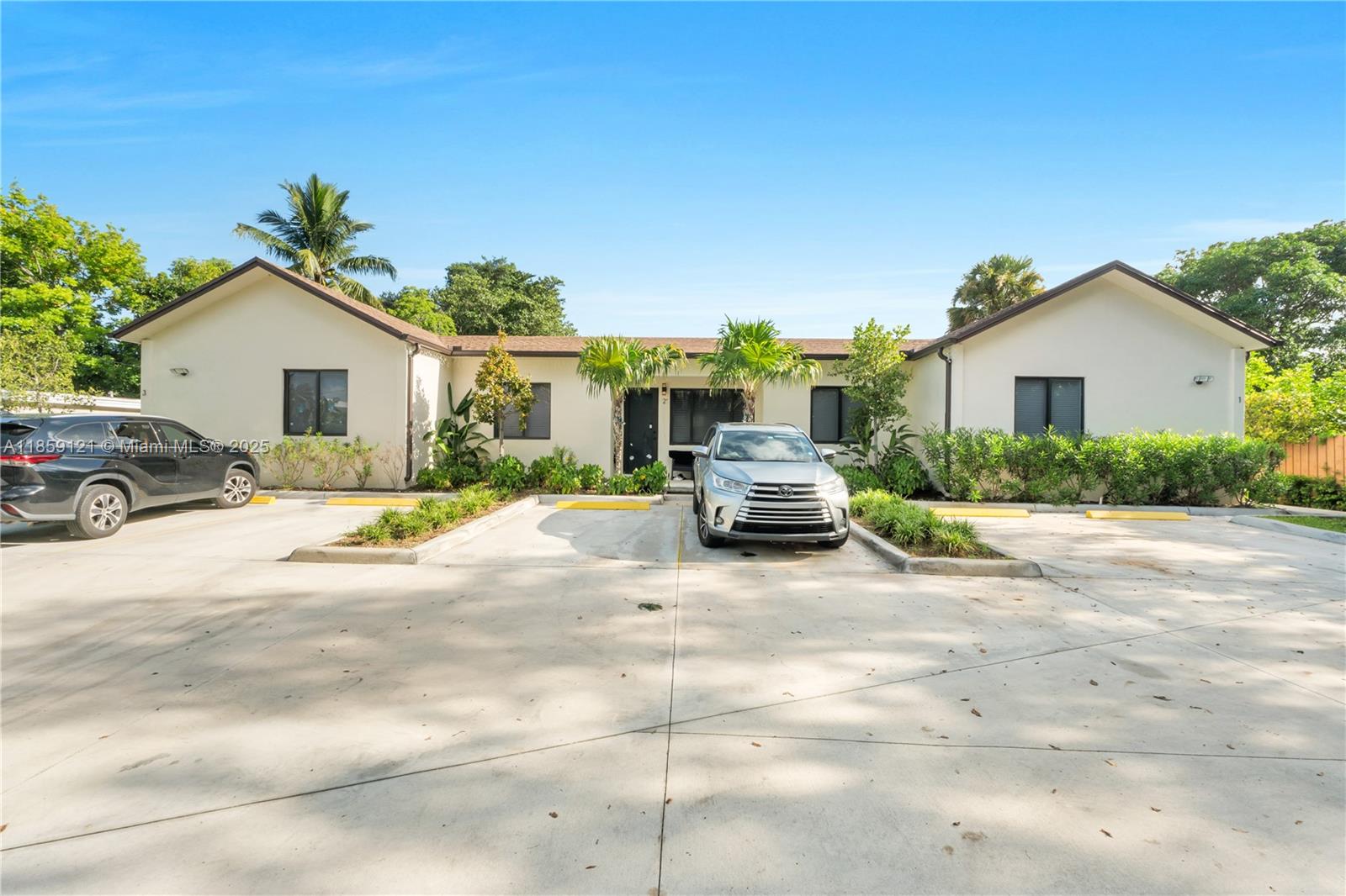   /  3680 sq. ft. $ 2025-08-14 0 Photo