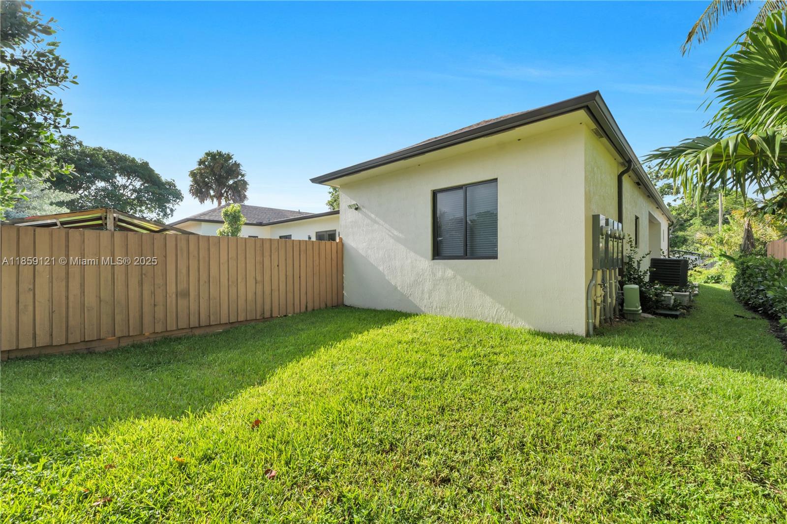   /  3680 sq. ft. $ 2025-08-14 0 Photo