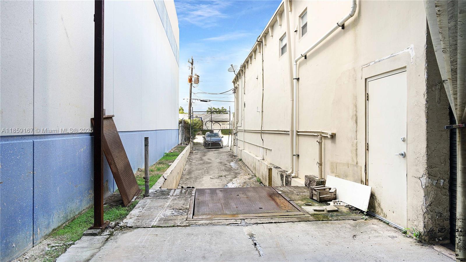  /   sq. ft. $ 2025-08-14 0 Photo