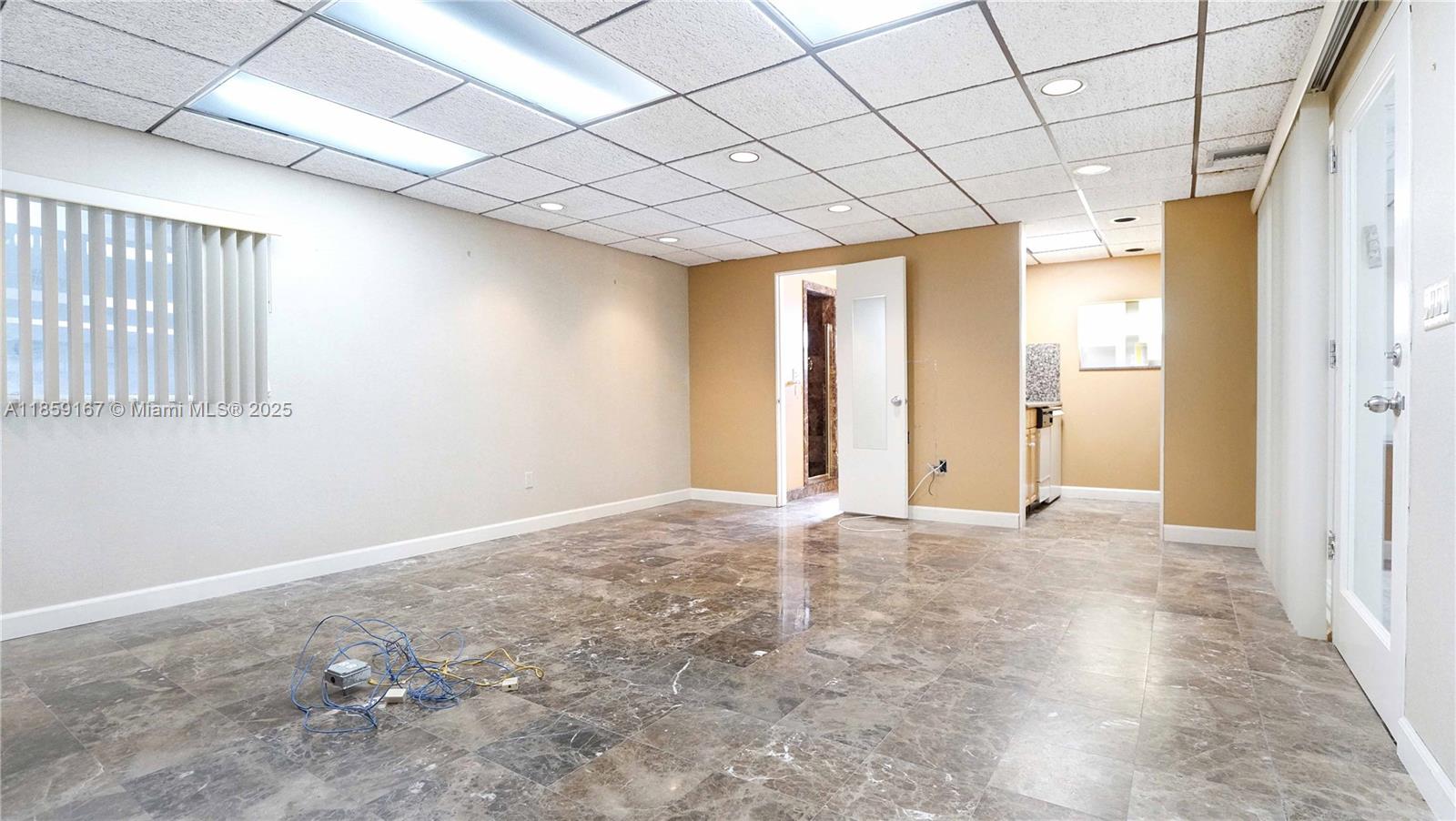   /   sq. ft. $ 2025-08-14 0 Photo