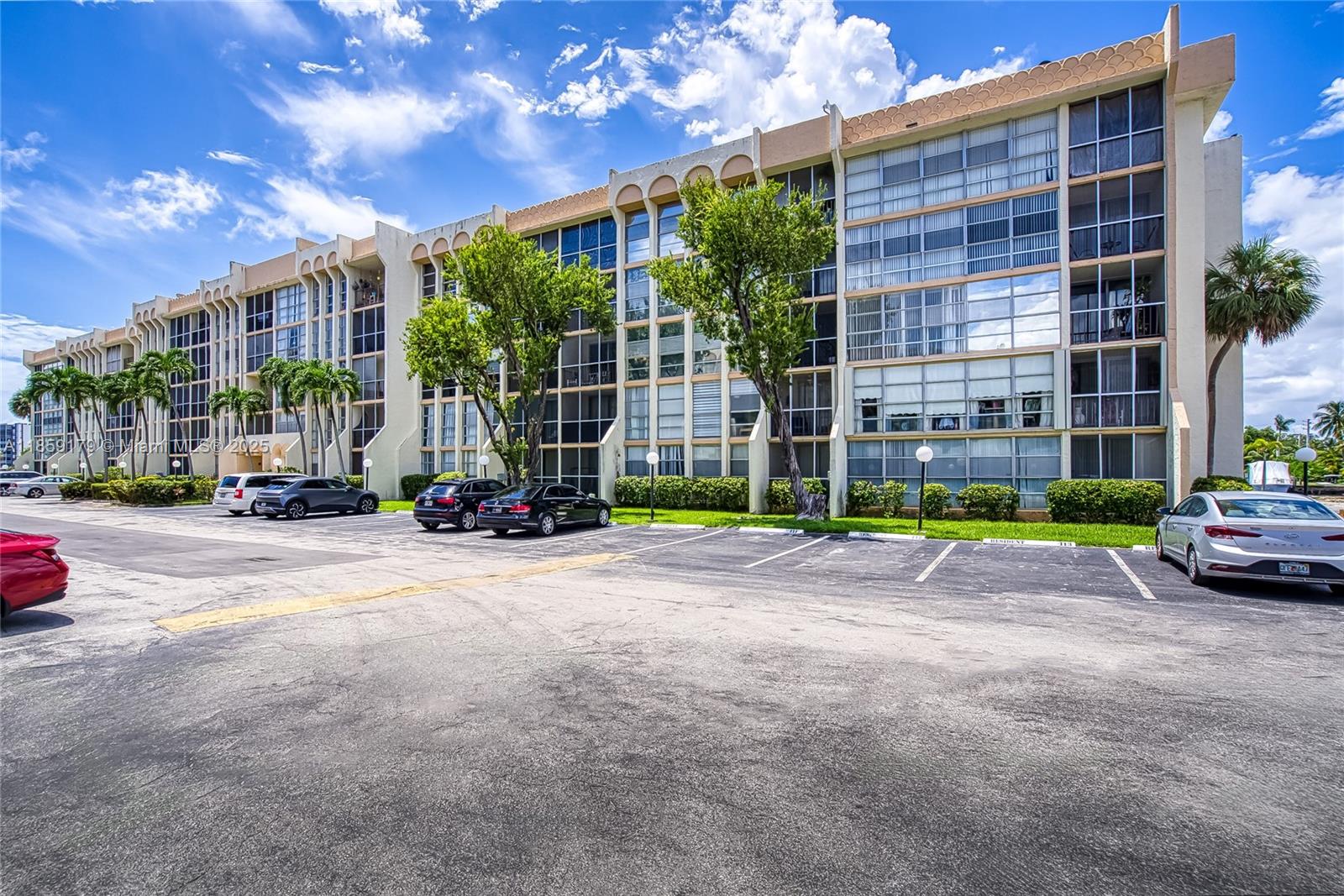 Photo of 601 Three Islands Blvd  #416, Hallandale Beach, Florida, 33009 - 