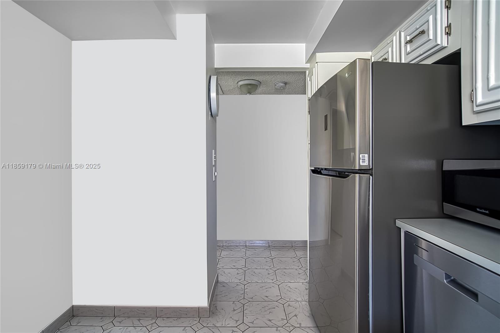 Photo of 601 Three Islands Blvd #416, Hallandale Beach, Florida, 33009 -