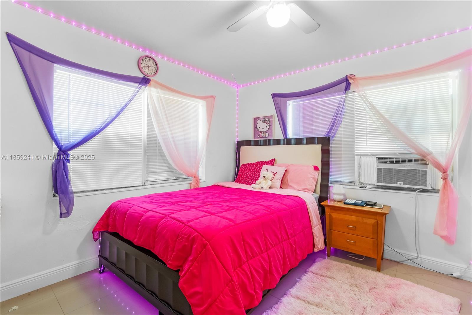   /  2136 sq. ft. $ 2025-08-15 0 Photo