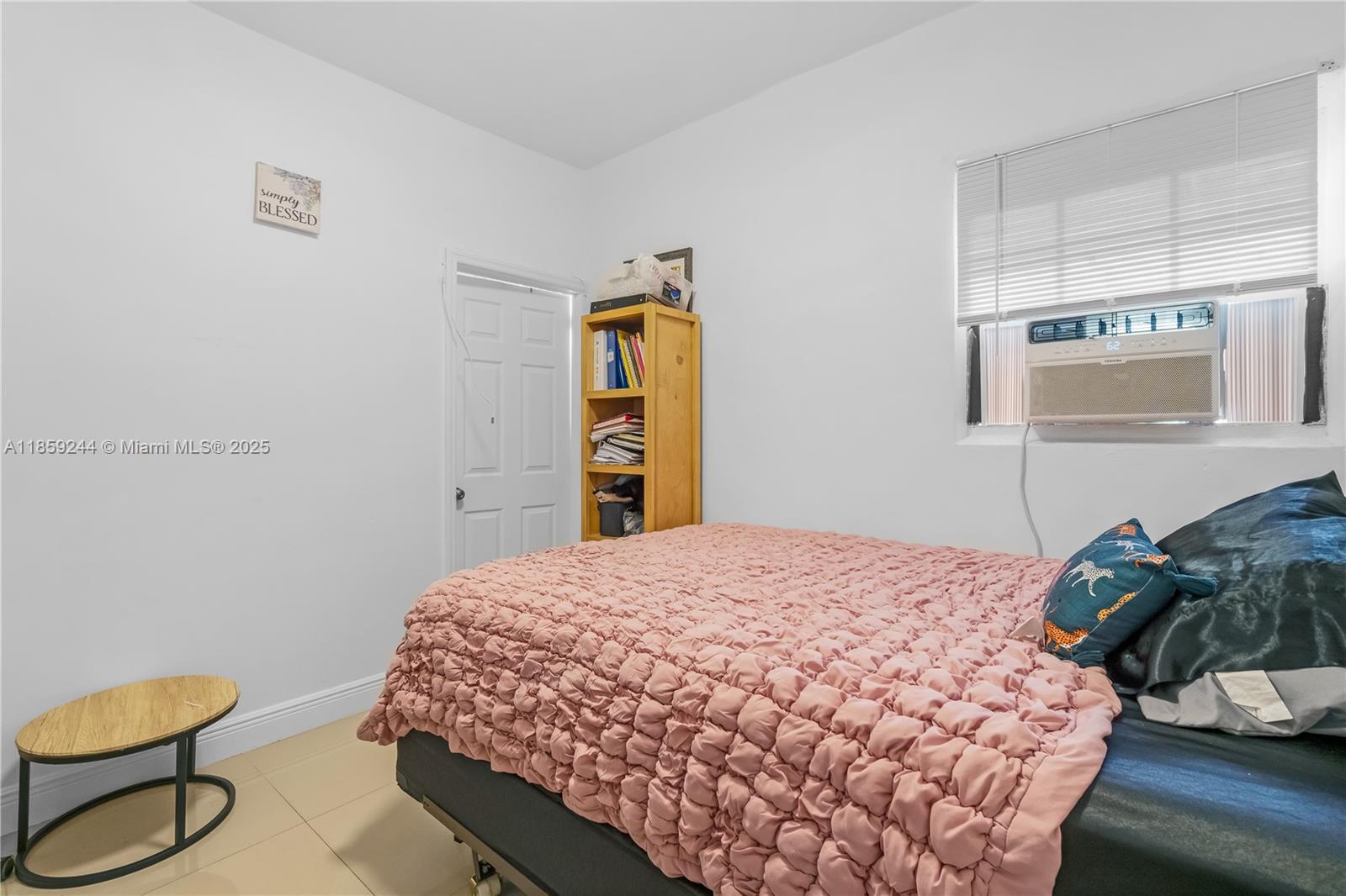   /  2136 sq. ft. $ 2025-08-15 0 Photo