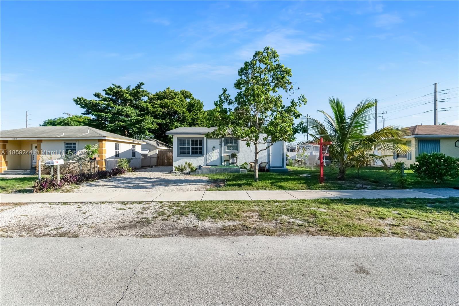   /  2136 sq. ft. $ 2025-08-15 0 Photo