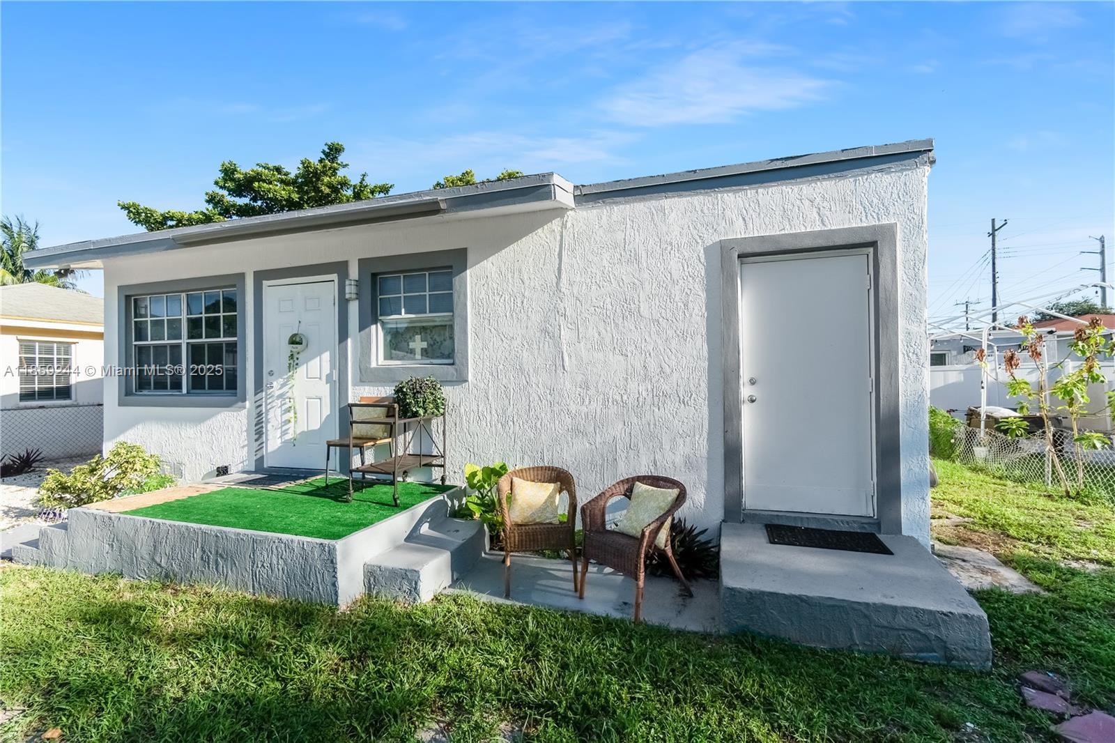   /  2136 sq. ft. $ 2025-08-15 0 Photo