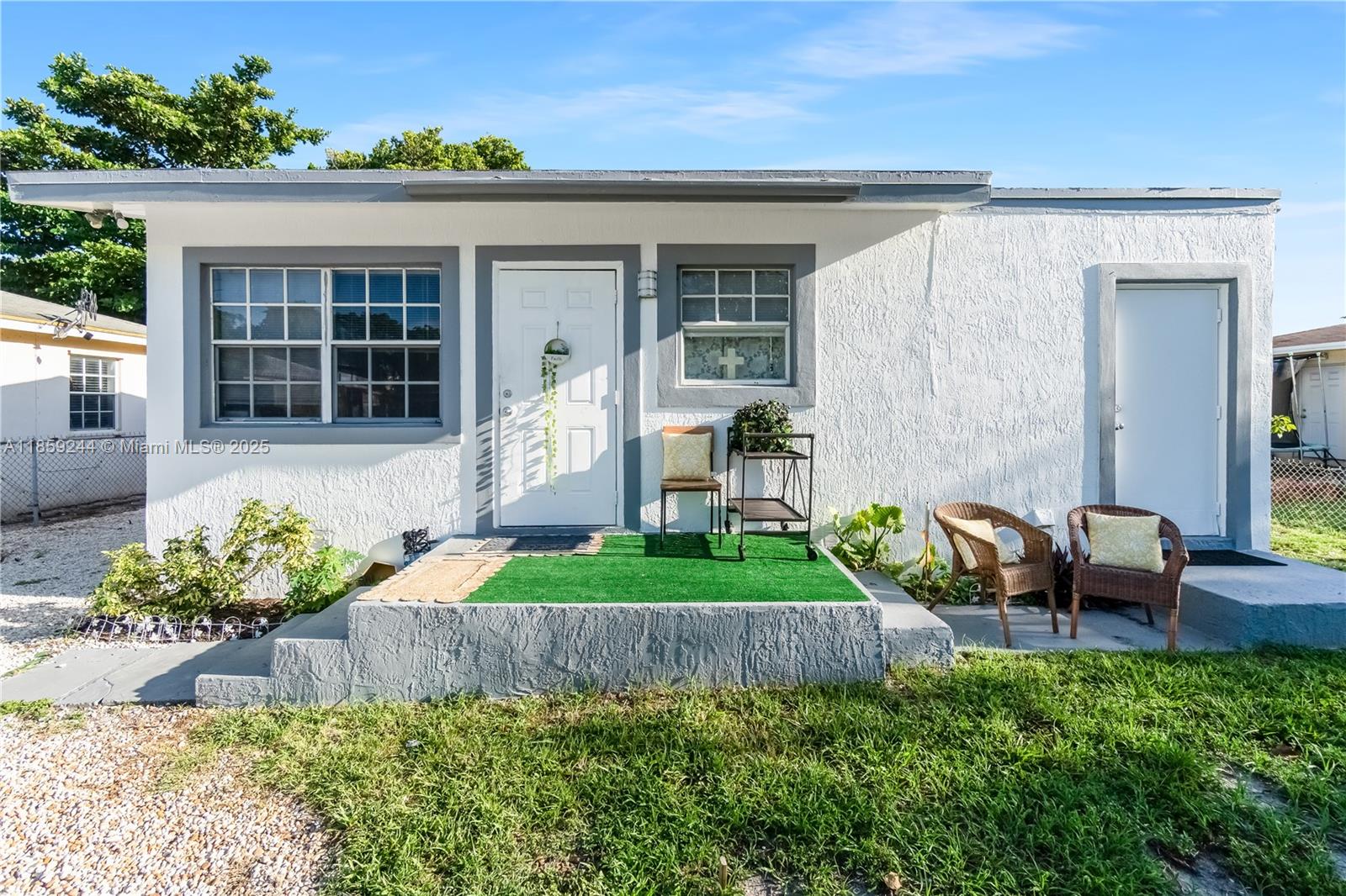   /  2136 sq. ft. $ 2025-08-15 0 Photo